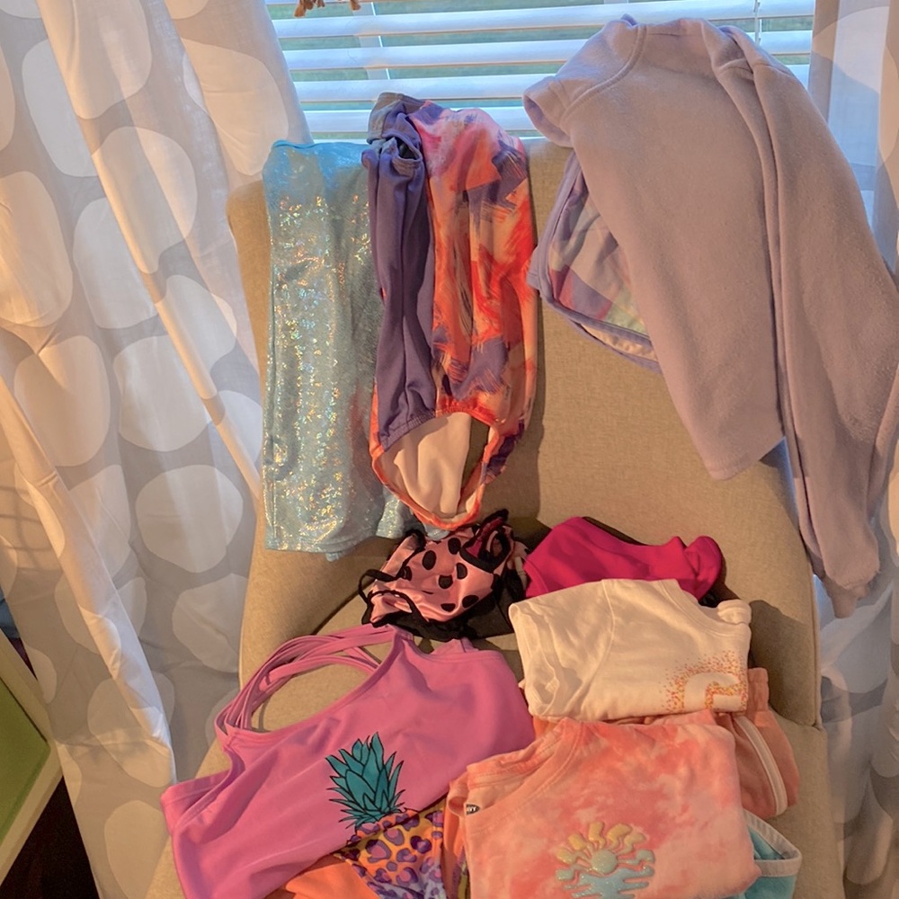 Girls Size Small “Busy Body”Pack